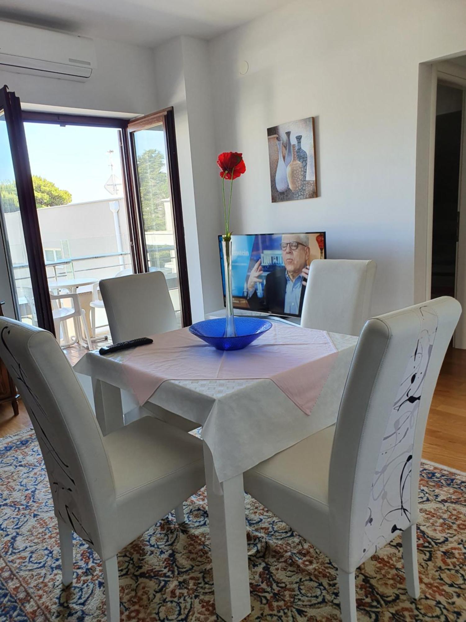 Apartmani Nada Novalja Zewnętrze zdjęcie