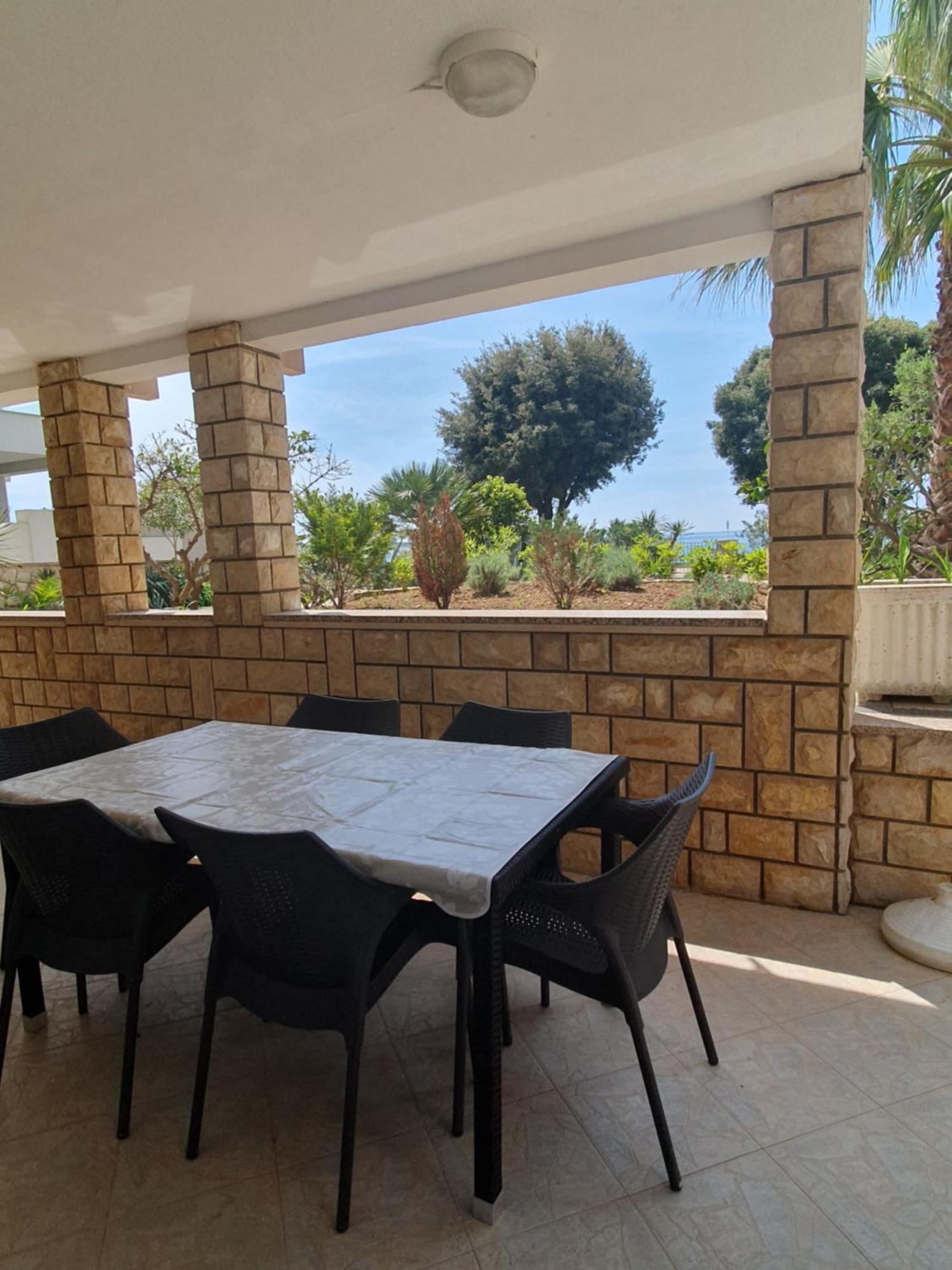 Apartmani Nada Novalja Zewnętrze zdjęcie